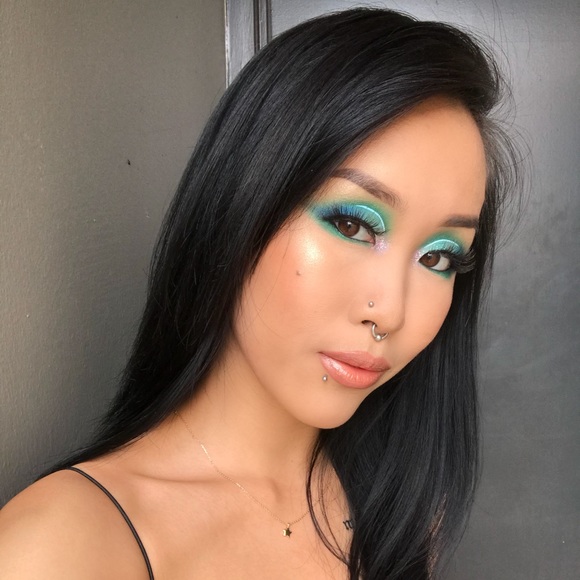 Meet your Posher, Serina - Picture 5 of 8